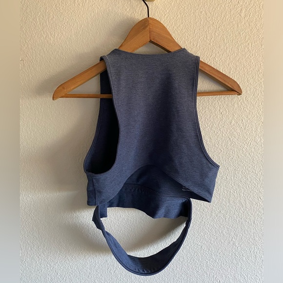Outdoor Voices Slashback Crop Top, blue - Medium - Picture 5 of 13
